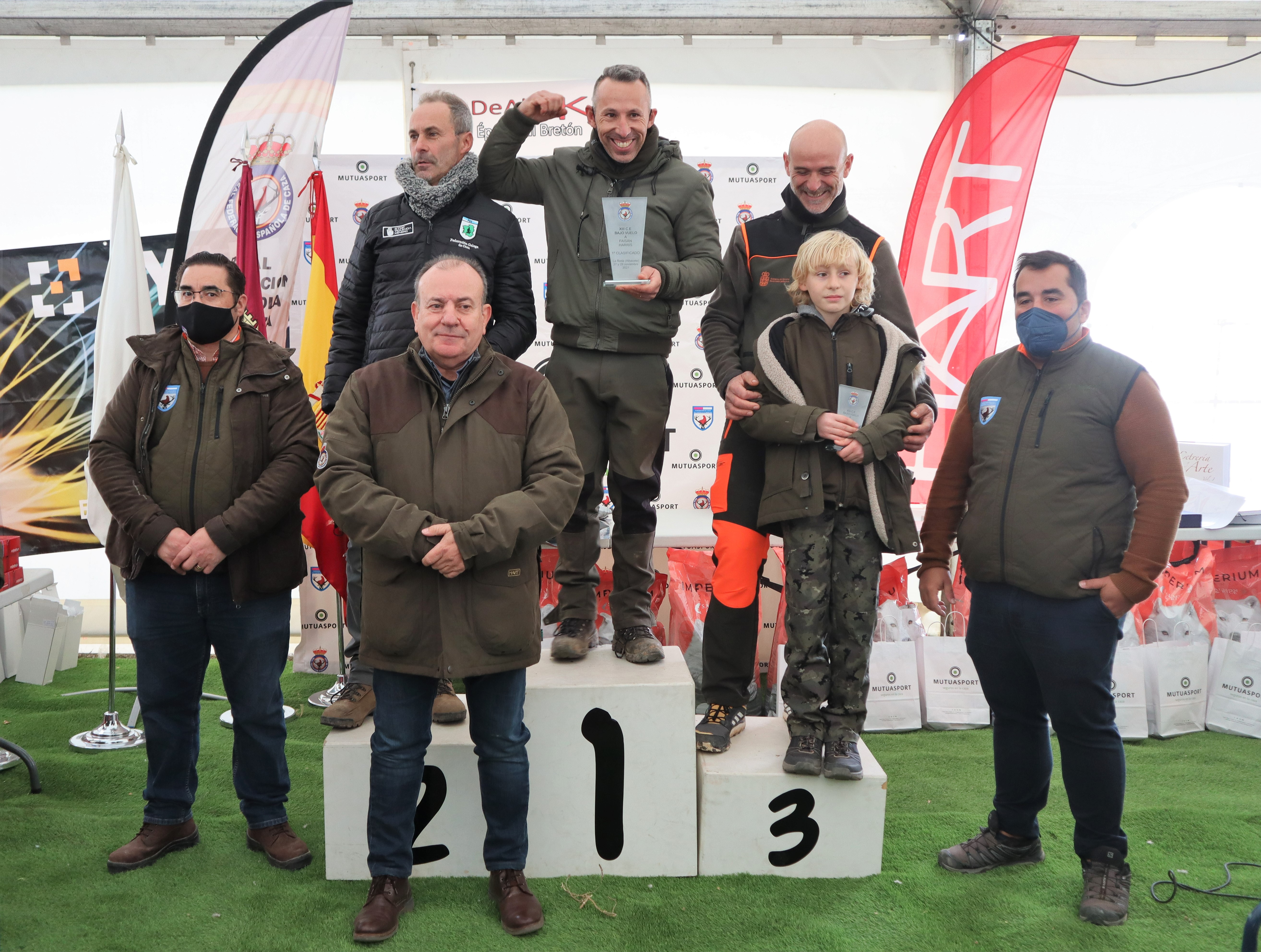 Duas medallas para Galicia no Campionato de España de Cetrería en Baixo Voo 